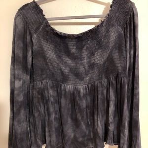 American Eagle off the shoulder long sleeve top